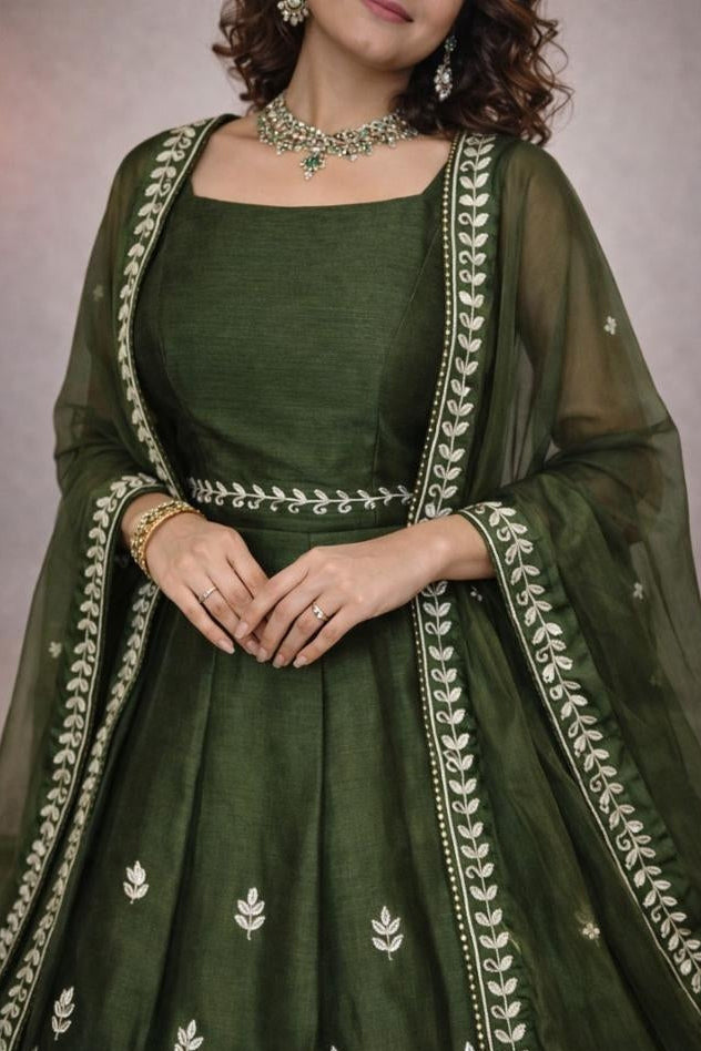 Women Bearberry Handwork Lehenga with Handwork Blouse and Dupatta